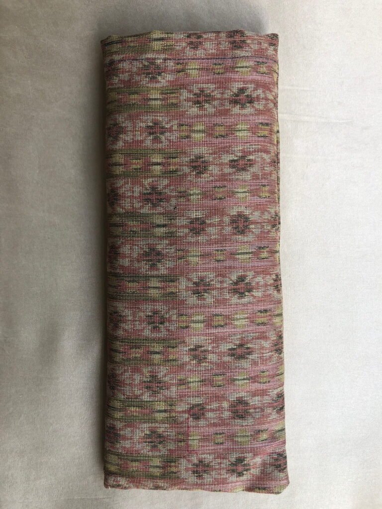 The Eye Pillow - Cochenille