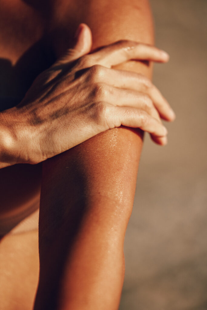 Back to routine: less stress and more energy with Ashwagandha 4 arm massage